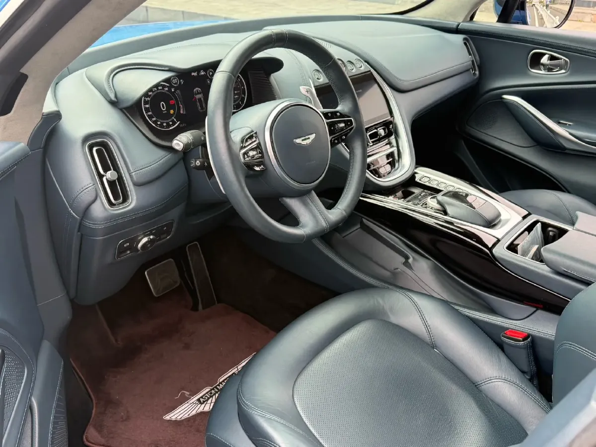 2020 Aston Martin DBX 4.0T 550HP V8 9AT,autocango,china used car exporter,china ev exporter,chinese used car exporter,chinese used ev exporter