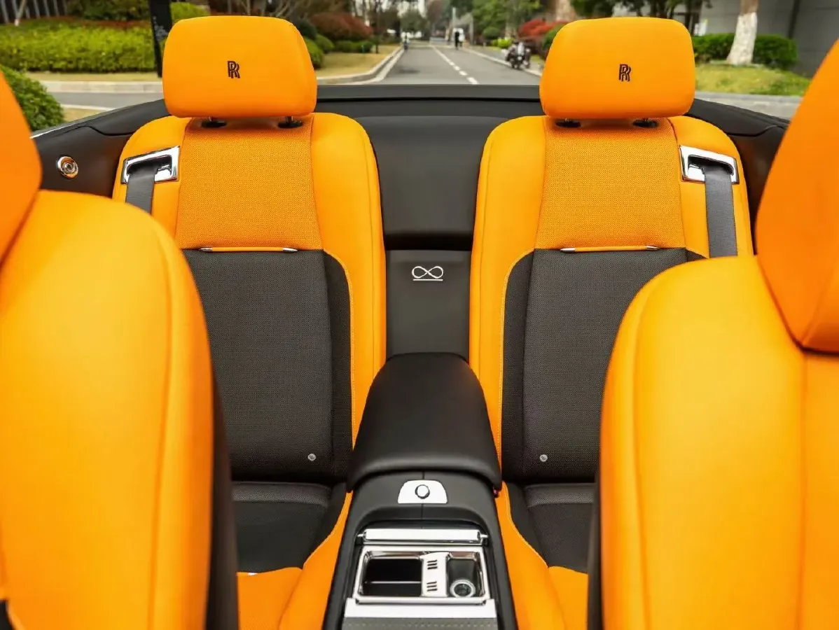 2018 Rolls-Royce Dawn 6.6T 601HP V12 8AT,autocango,china used car exporter,china ev exporter,chinese used car exporter,chinese used ev exporter