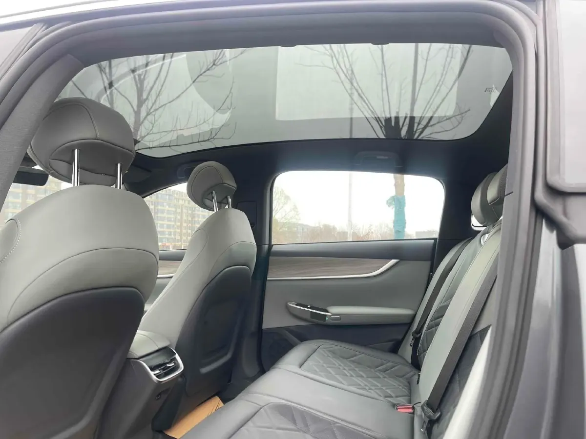 2025 ChangAn QiYuan A07 REEV 98HP REEV 28.4KWH,autocango,china used car exporter,china ev exporter,chinese used car exporter,chinese used ev exporter