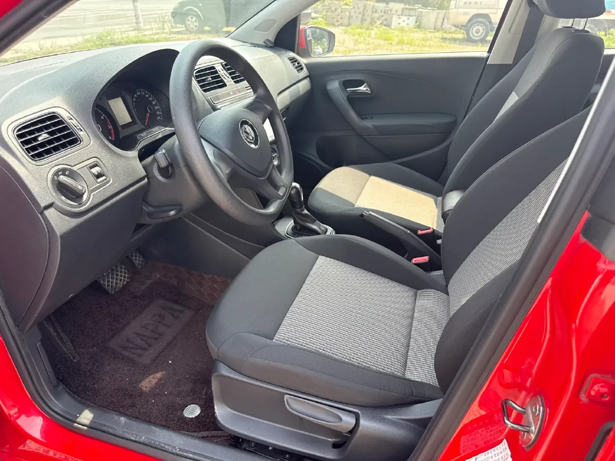 2016 Volkswagen Polo 1.4L 90HP L4 6AT,autocango,china used car exporter,china ev exporter,chinese used car exporter,chinese used ev exporter