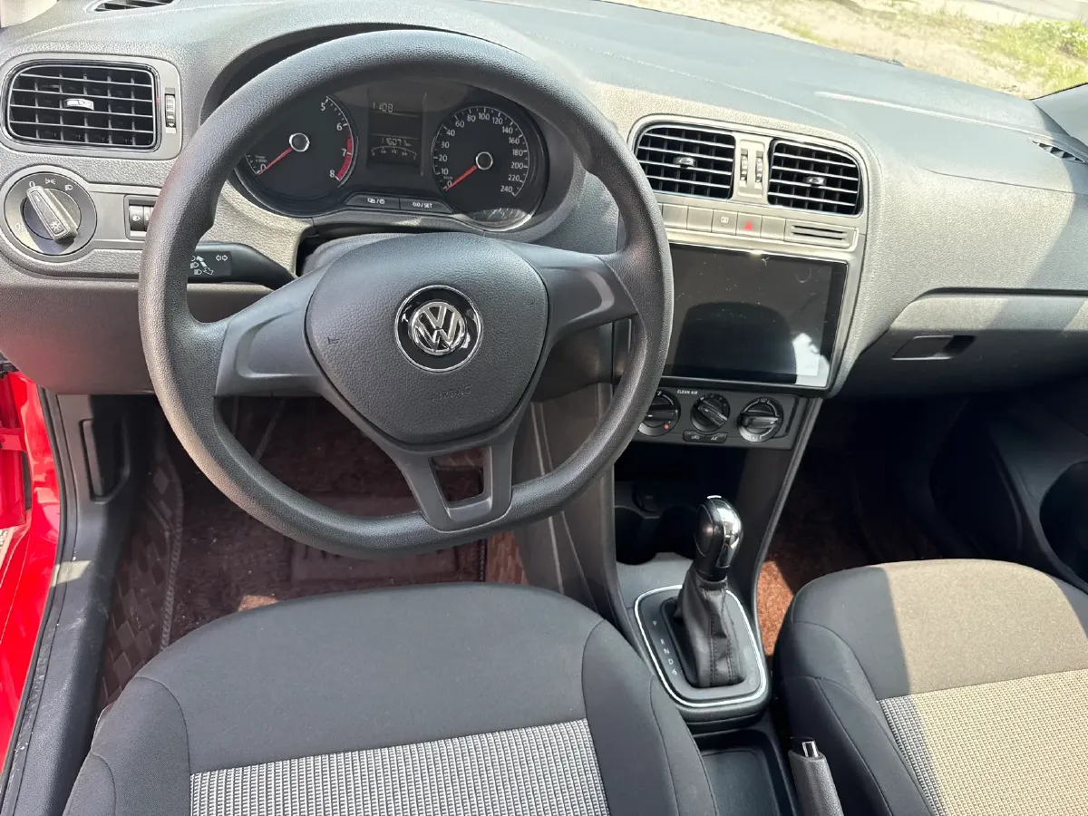 2016 Volkswagen Polo 1.4L 90HP L4 6AT,autocango,china used car exporter,china ev exporter,chinese used car exporter,chinese used ev exporter