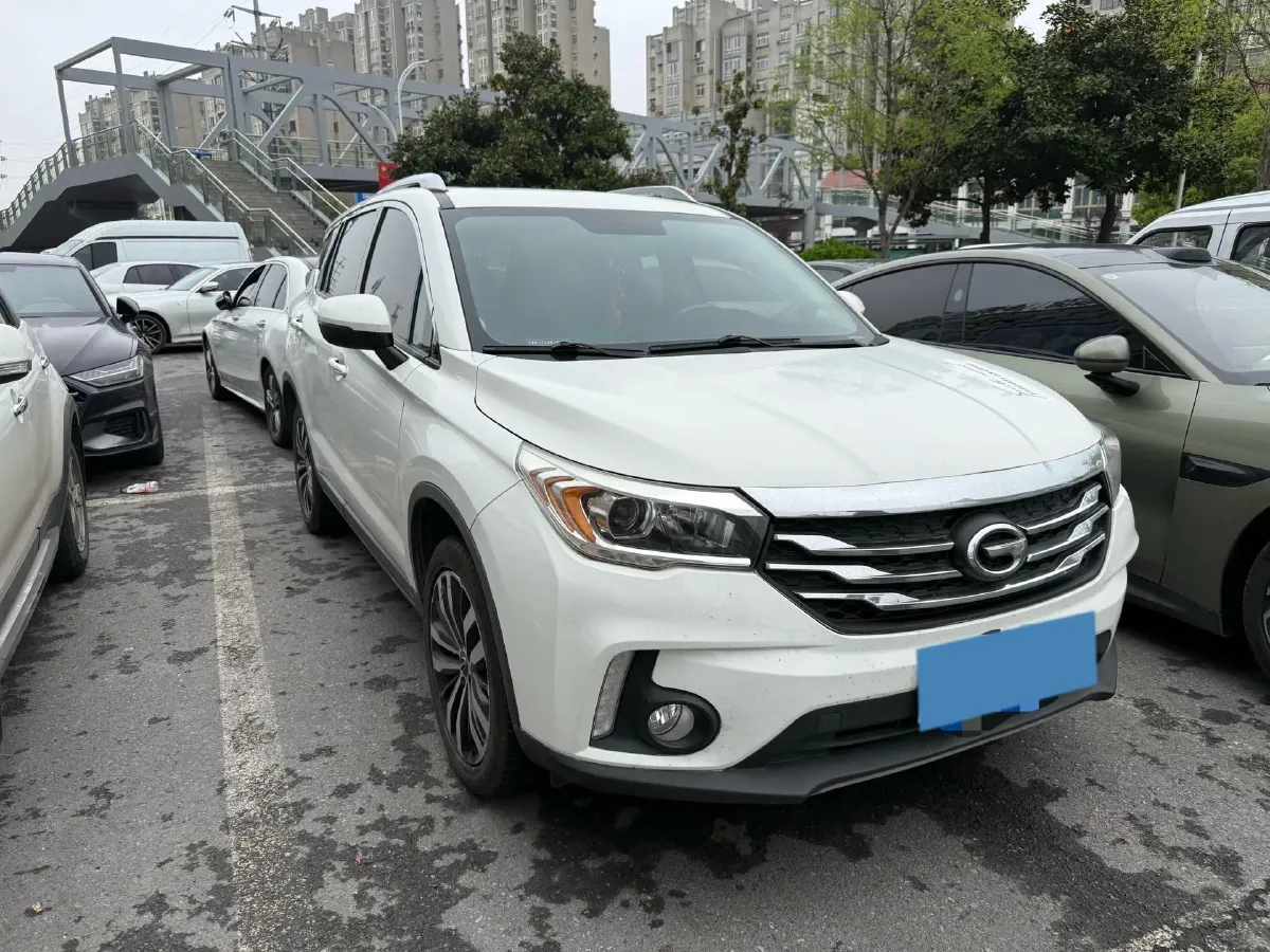 2017 GAC Trumpchi GS4 1.5T 152HP L4 5MT,autocango,china used car exporter,china ev exporter,chinese used car exporter,chinese used ev exporter
