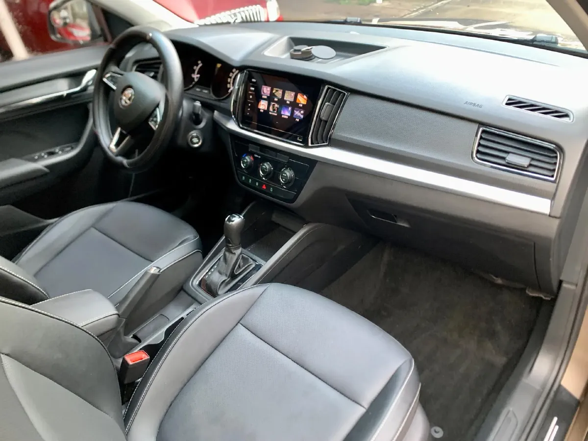 2020 Skoda Kamiq 1.5L 112HP L4 6AT,autocango,china used car exporter,china ev exporter,chinese used car exporter,chinese used ev exporter