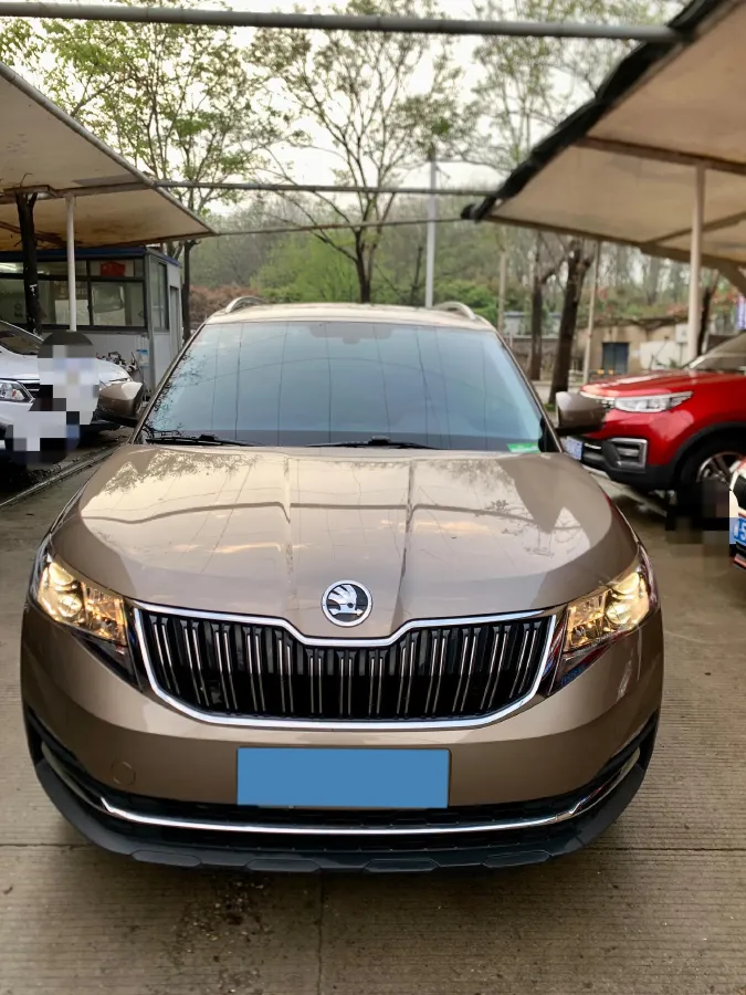 2020 Skoda Kamiq 1.5L 112HP L4 6AT,autocango,china used car exporter,china ev exporter,chinese used car exporter,chinese used ev exporter