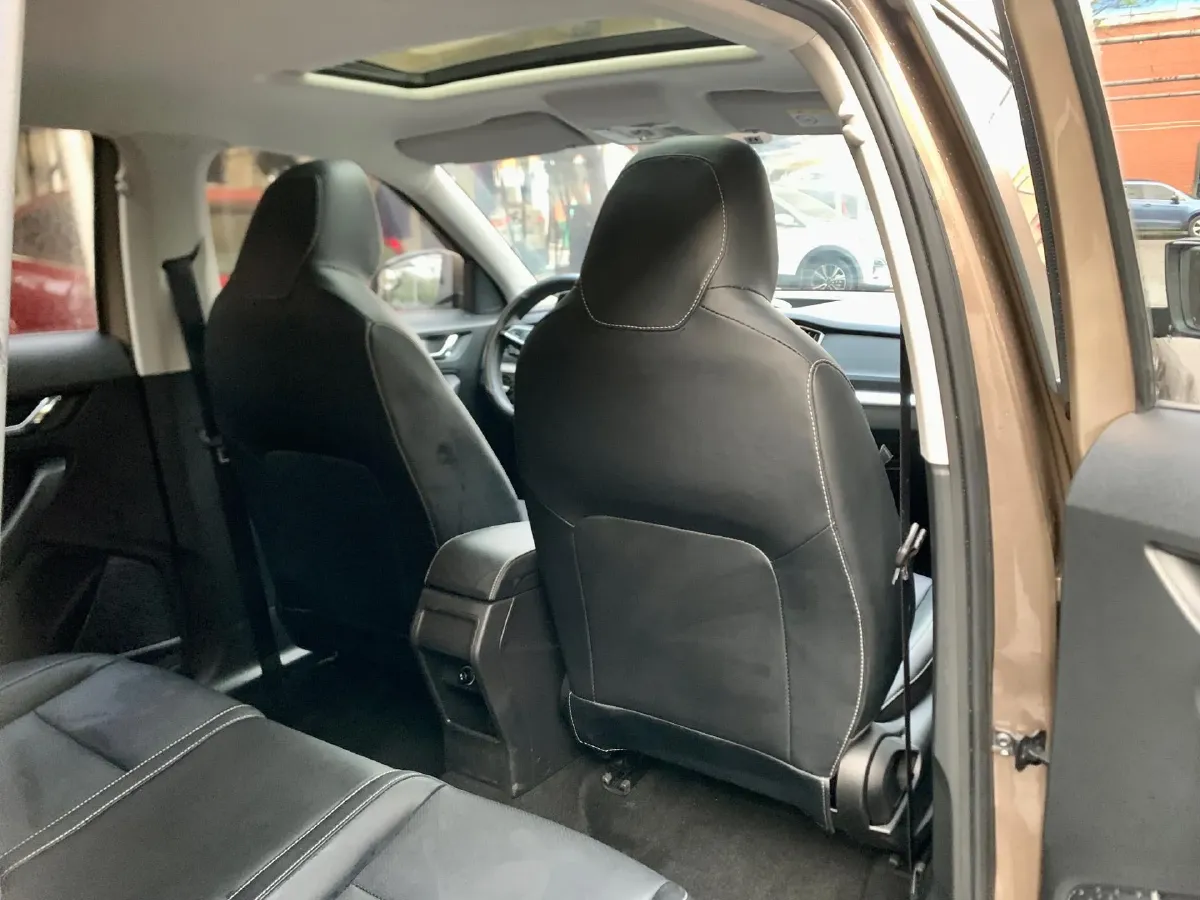 2020 Skoda Kamiq 1.5L 112HP L4 6AT,autocango,china used car exporter,china ev exporter,chinese used car exporter,chinese used ev exporter