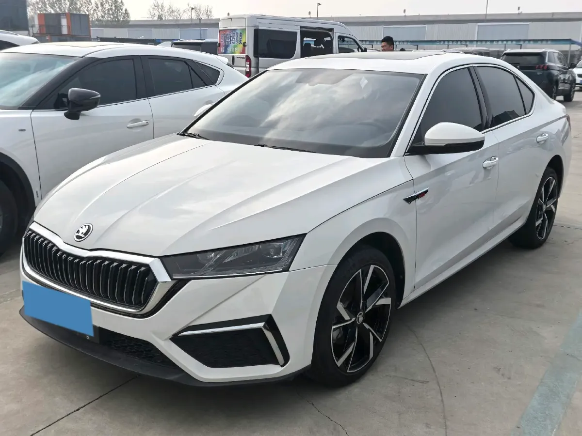 2022 Skoda Octavia 1.4T 150HP L4 7DCT,autocango,china used car exporter,china ev exporter,chinese used car exporter,chinese used ev exporter