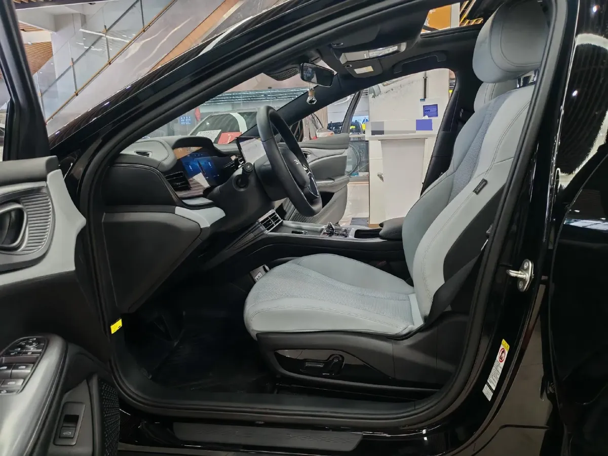 2023 BYD Seal 1.5L 110HP L4 E-CVT PHEV 17.6KWH,autocango,china used car exporter,china ev exporter,chinese used car exporter,chinese used ev exporter