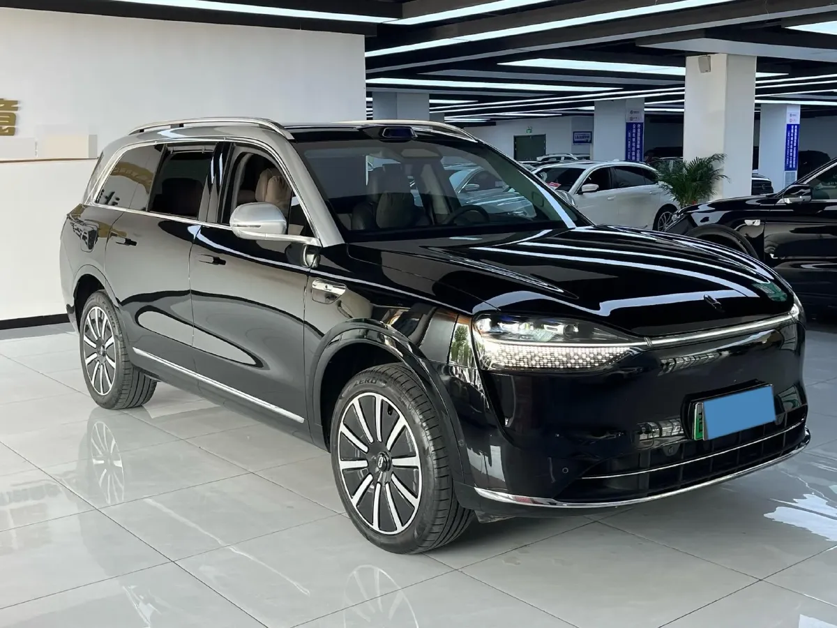 2024 AITO AITO M9 1.5T 152HP L4 REEV 42KWH,autocango,china used car exporter,china ev exporter,chinese used car exporter,chinese used ev exporter