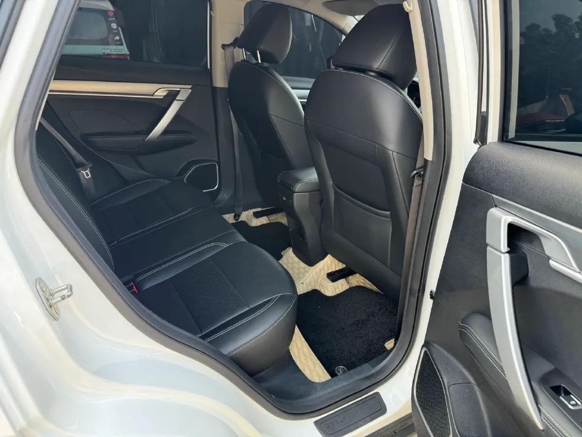 2020 Geely Coolray 1.4T 141HP L4 6MT,autocango,china used car exporter,china ev exporter,chinese used car exporter,chinese used ev exporter