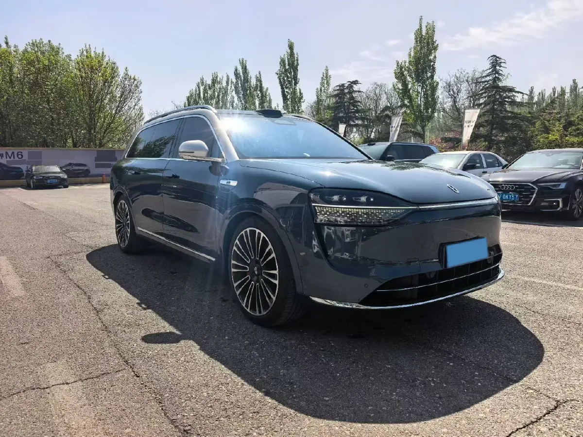 2024 AITO AITO M9 1.5T 152HP L4 REEV 42KWH,autocango,china used car exporter,china ev exporter,chinese used car exporter,chinese used ev exporter