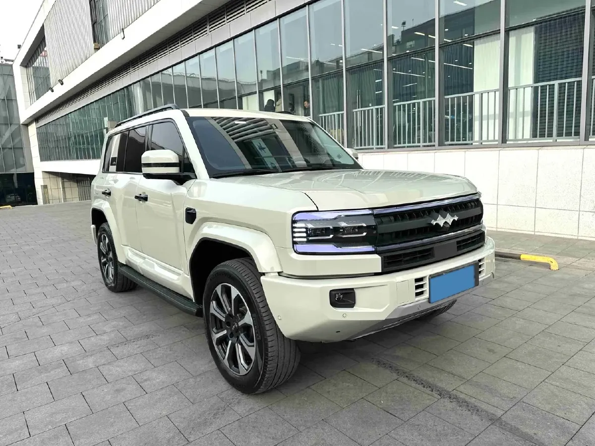 2025 FangChengBao Bao 5 1.5T 194HP L4 E-CVT PHEV 31.8KWH,autocango,china used car exporter,china ev exporter,chinese used car exporter,chinese used ev exporter