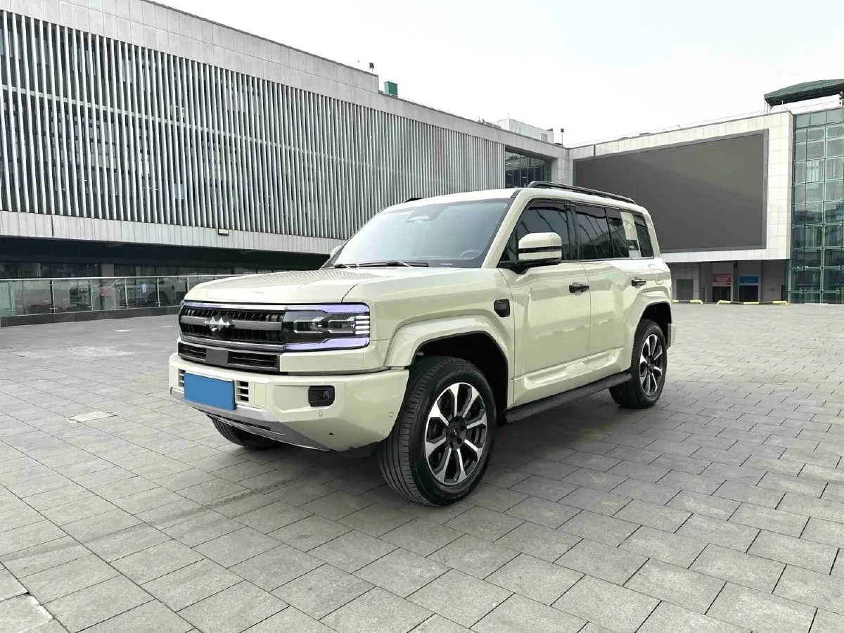 2025 FangChengBao Bao 5 1.5T 194HP L4 E-CVT PHEV 31.8KWH,autocango,china used car exporter,china ev exporter,chinese used car exporter,chinese used ev exporter