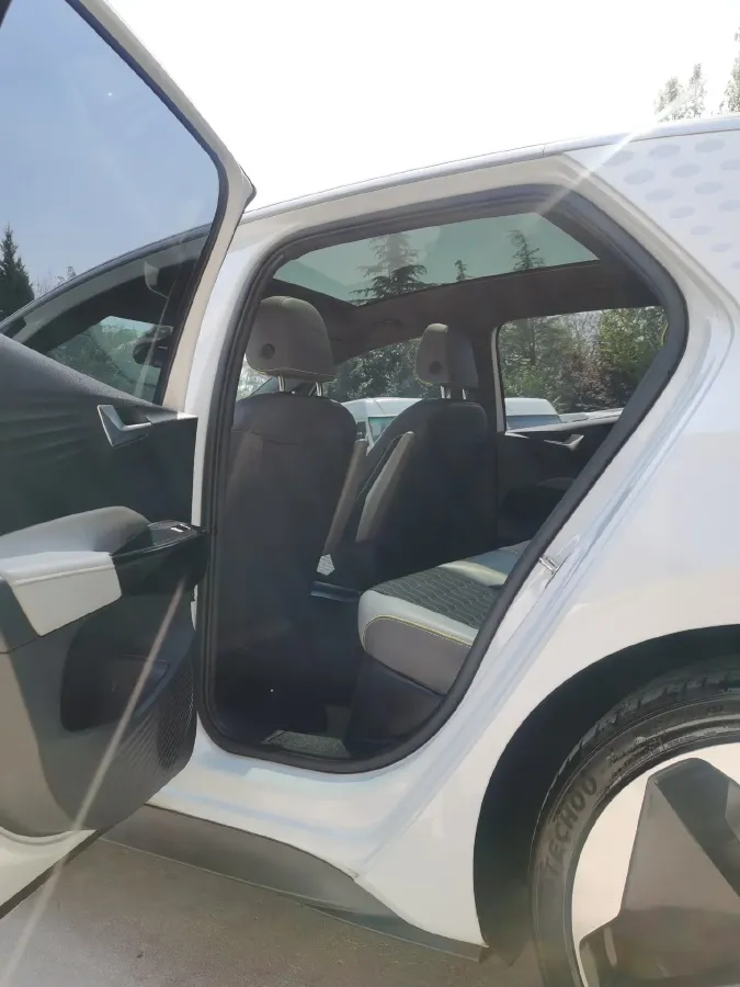 2022 Volkswagen ID.3 BEV 57.3KWH,autocango,china used car exporter,china ev exporter,chinese used car exporter,chinese used ev exporter