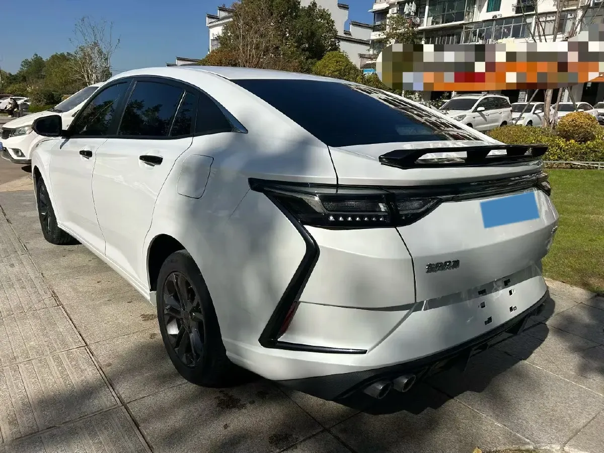 2023 DongFeng Aeolus YiXuan 1.5L 125HP L4 6DCT,autocango,china used car exporter,china ev exporter,chinese used car exporter,chinese used ev exporter