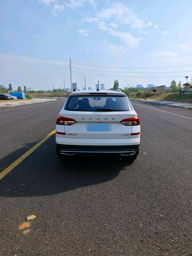 2020 Skoda Kamiq 1.5L 112HP L4 6AT,autocango,china used car exporter,china ev exporter,chinese used car exporter,chinese used ev exporter