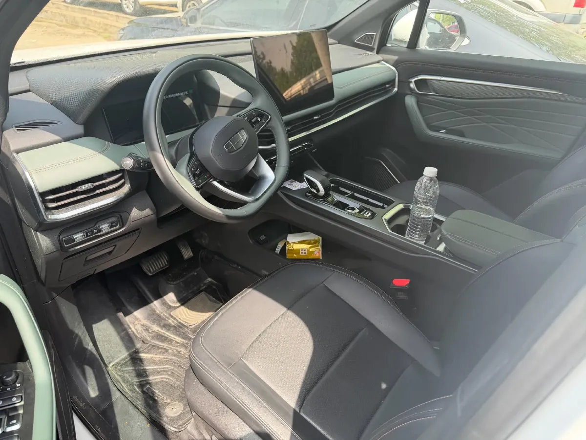 2024 Geely Okavango L 2.0T 218HP L4 7DCT,autocango,china used car exporter,china ev exporter,chinese used car exporter,chinese used ev exporter