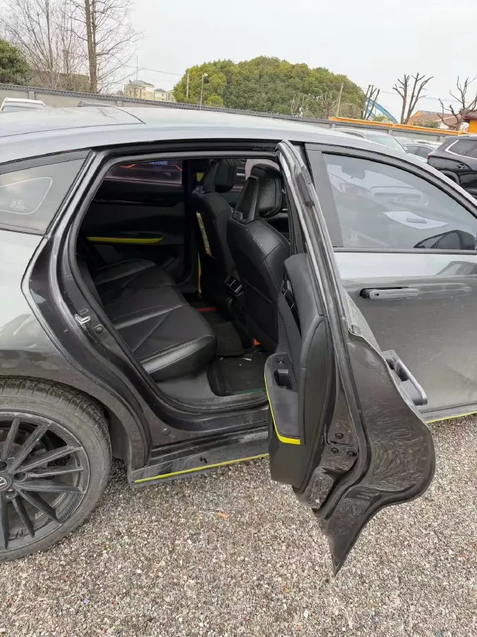 2022 ChangAn UNI-V 1.5T 188HP L4 7DCT,autocango,china used car exporter,china ev exporter,chinese used car exporter,chinese used ev exporter