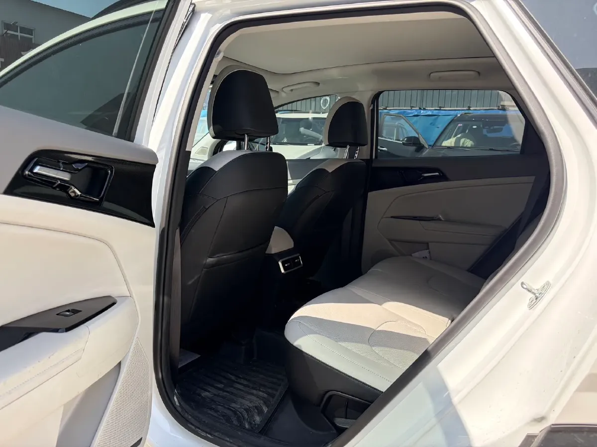 2025 Kia Sportage 1.5T 200HP L4 8AT,autocango,china used car exporter,china ev exporter,chinese used car exporter,chinese used ev exporter