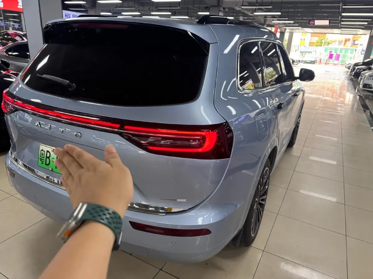 2024 AITO AITO M7 1.5T 152HP L4 REEV 42KWH,autocango,china used car exporter,china ev exporter,chinese used car exporter,chinese used ev exporter