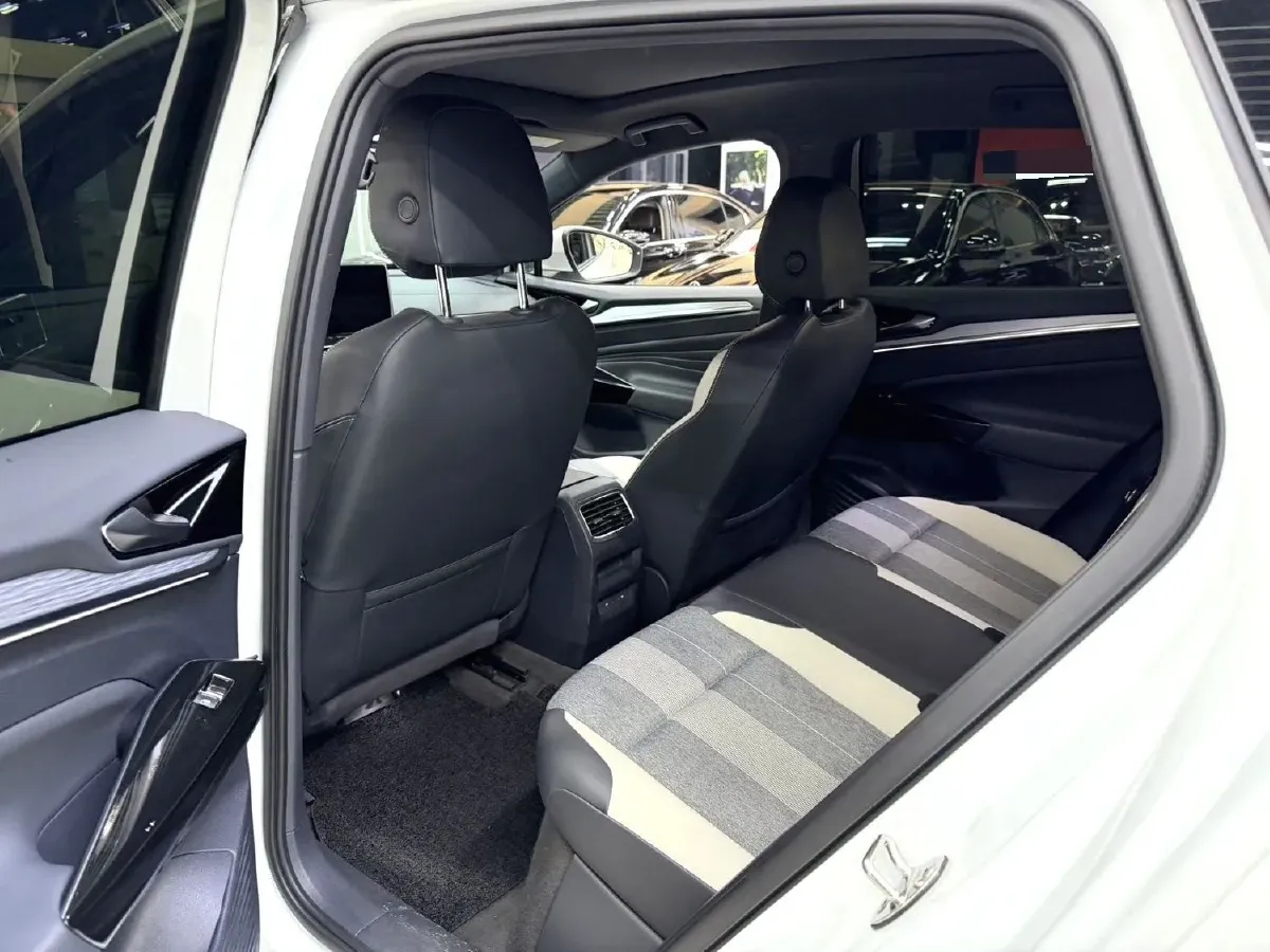 2022 Chevrolet Menlo BEV 61.1KWH,autocango,china used car exporter,china ev exporter,chinese used car exporter,chinese used ev exporter