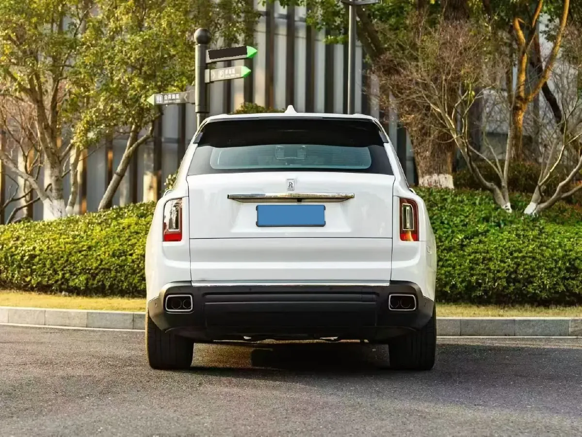2018 Rolls-Royce Cullinan 6.7T 571HP V12 8AT,autocango,china used car exporter,china ev exporter,chinese used car exporter,chinese used ev exporter