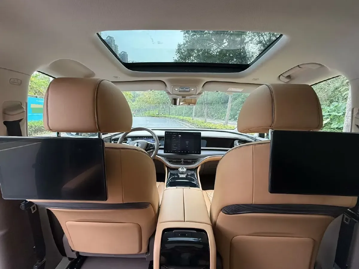 2024 Denza D9 1.5T 139HP L4 E-CVT PHEV 40KWH,autocango,china used car exporter,china ev exporter,chinese used car exporter,chinese used ev exporter