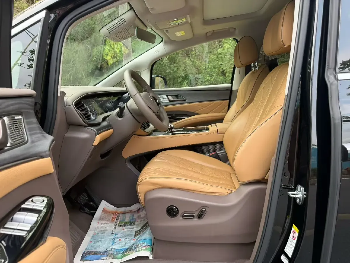 2024 Denza D9 1.5T 139HP L4 E-CVT PHEV 40KWH,autocango,china used car exporter,china ev exporter,chinese used car exporter,chinese used ev exporter