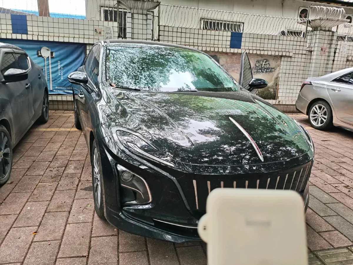2024 HongQi E-QM5 BEV 72KWH,autocango,china used car exporter,china ev exporter,chinese used car exporter,chinese used ev exporter