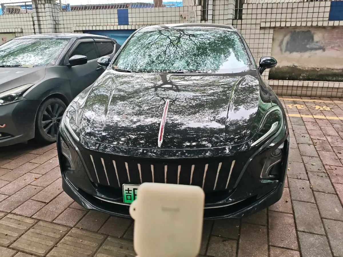 2024 HongQi E-QM5 BEV 72KWH,autocango,china used car exporter,china ev exporter,chinese used car exporter,chinese used ev exporter