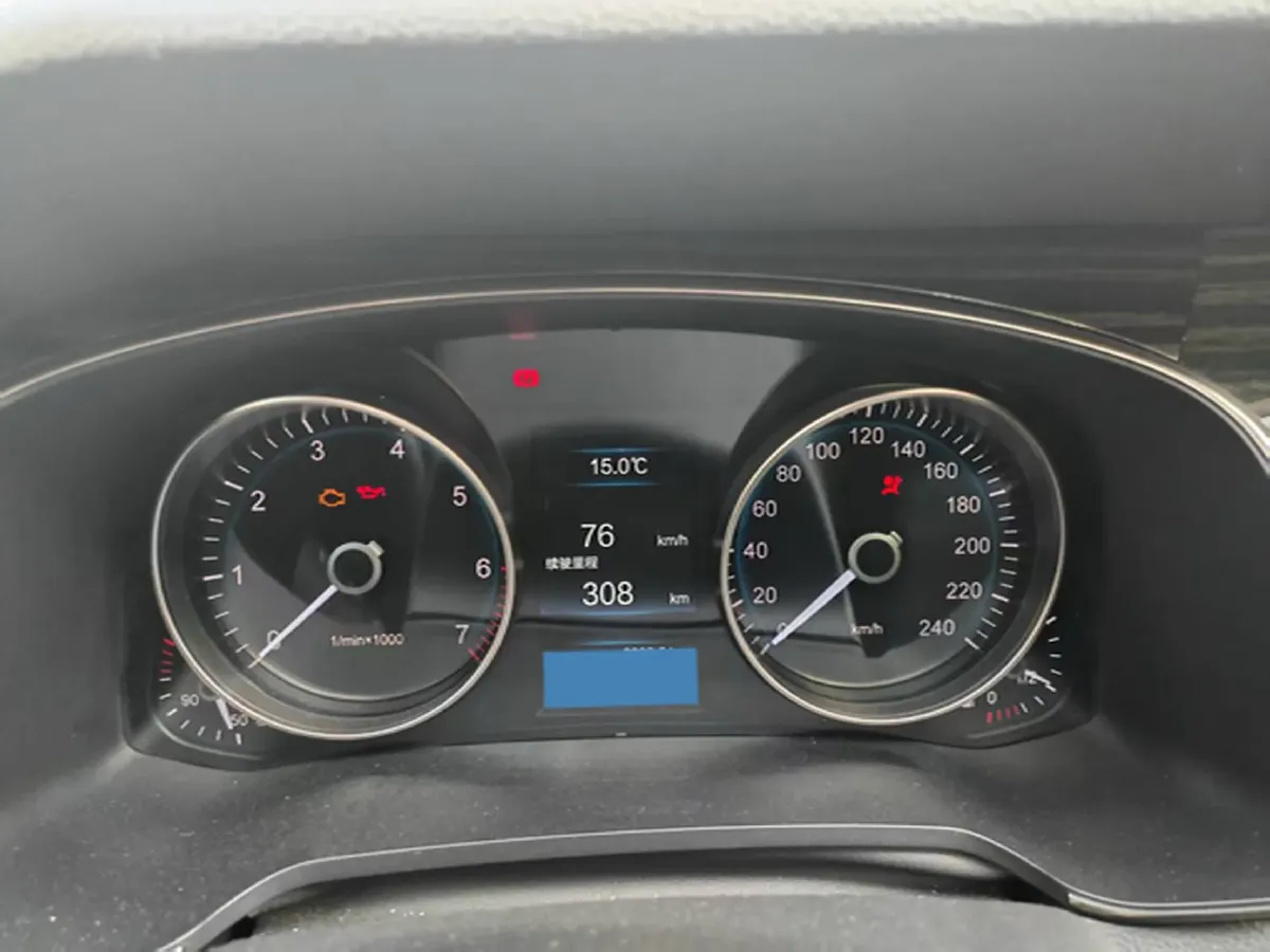 2019 HongQi H7 1.8T 188HP L4 6AT,autocango,china used car exporter,china ev exporter,chinese used car exporter,chinese used ev exporter