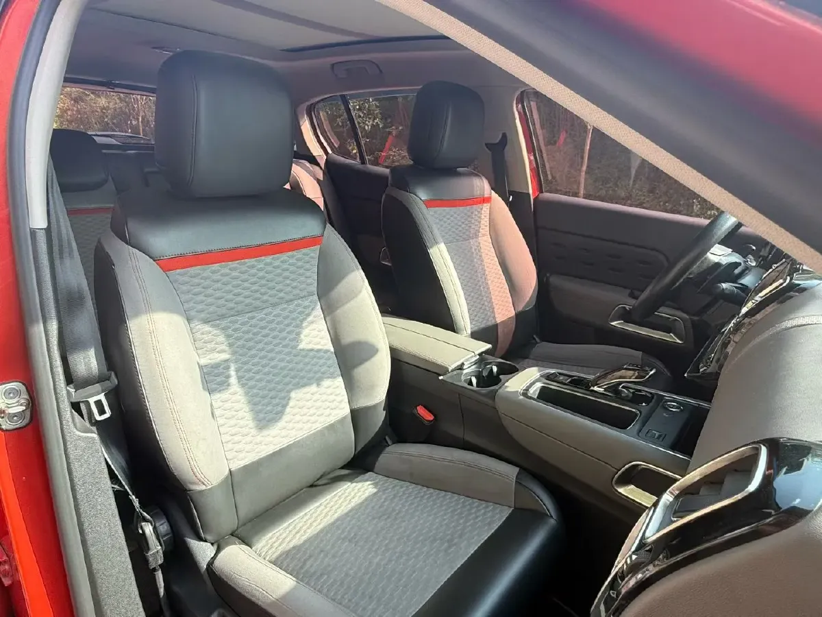 2018 Citroen C5 Aircross 1.6T 167HP L4 6AT,autocango,china used car exporter,china ev exporter,chinese used car exporter,chinese used ev exporter