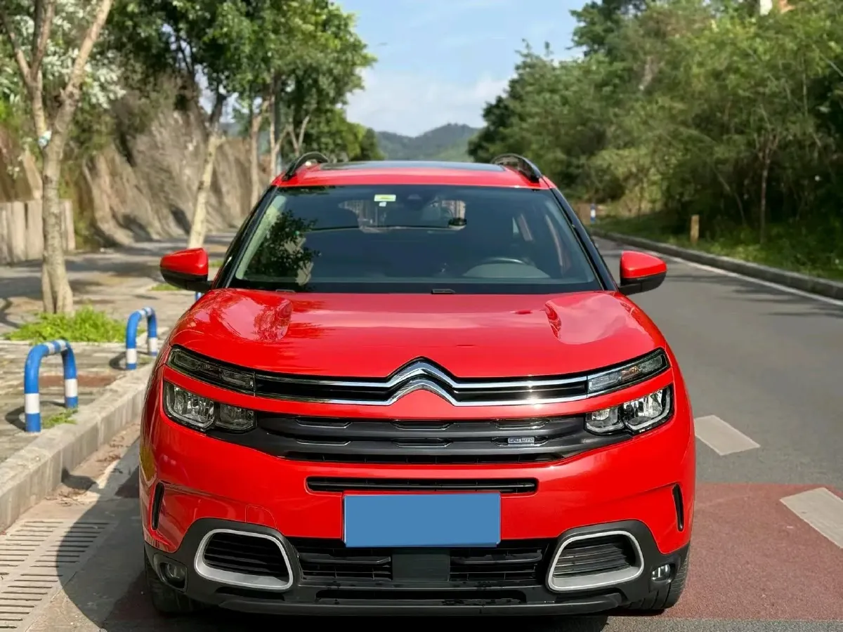2018 Citroen C5 Aircross 1.6T 167HP L4 6AT,autocango,china used car exporter,china ev exporter,chinese used car exporter,chinese used ev exporter