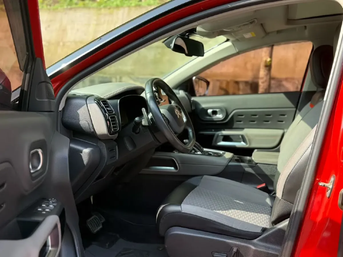 2018 Citroen C5 Aircross 1.6T 167HP L4 6AT,autocango,china used car exporter,china ev exporter,chinese used car exporter,chinese used ev exporter