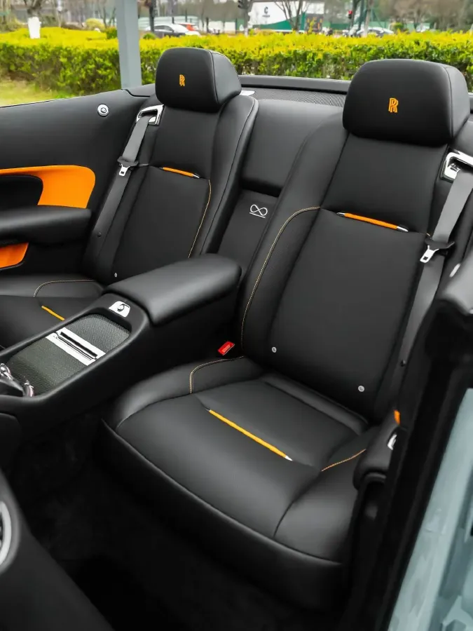 2018 Rolls-Royce Dawn 6.6T 601HP V12 8AT,autocango,china used car exporter,china ev exporter,chinese used car exporter,chinese used ev exporter