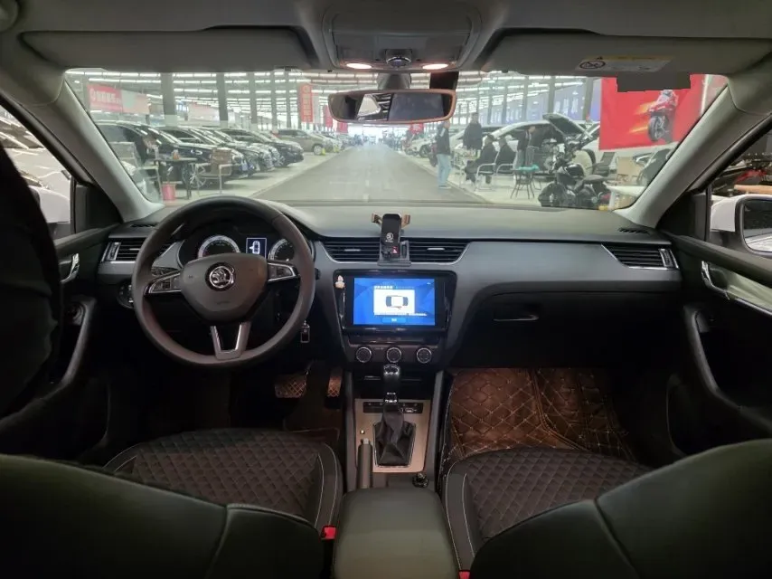 2020 Skoda Octavia 1.5L 113HP L4 6AT,autocango,china used car exporter,china ev exporter,chinese used car exporter,chinese used ev exporter