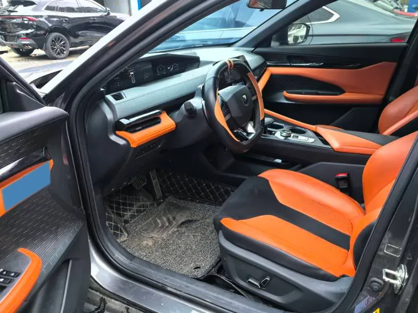 2023 ChangAn UNI-V 1.5T 188HP L4 7DCT,autocango,china used car exporter,china ev exporter,chinese used car exporter,chinese used ev exporter