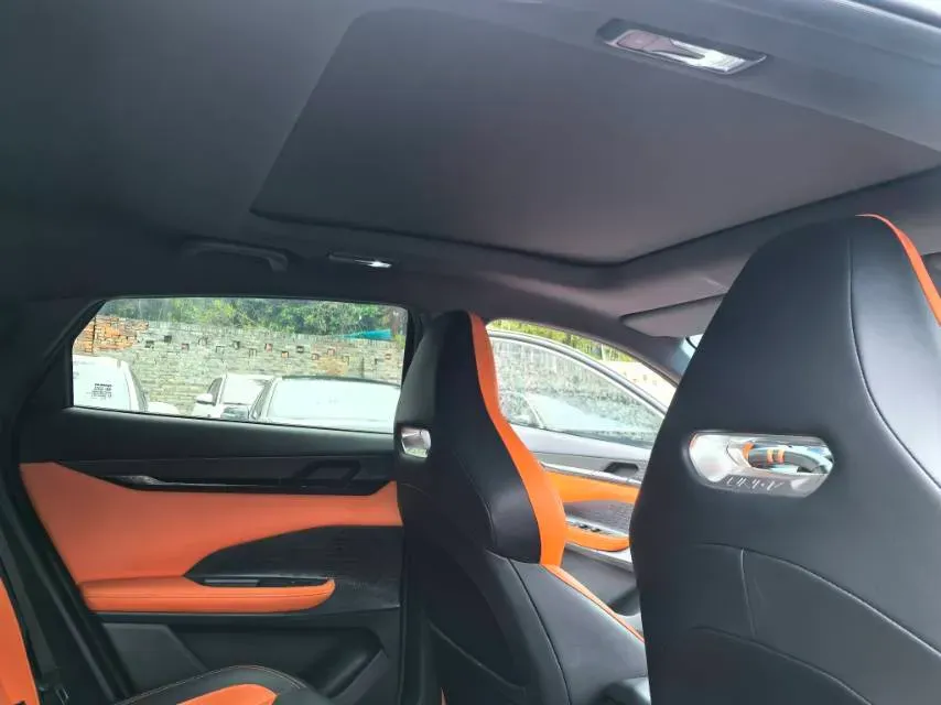 2023 ChangAn UNI-V 1.5T 188HP L4 7DCT,autocango,china used car exporter,china ev exporter,chinese used car exporter,chinese used ev exporter