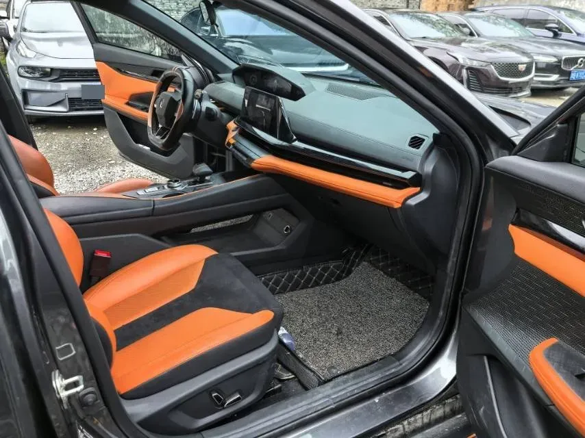 2023 ChangAn UNI-V 1.5T 188HP L4 7DCT,autocango,china used car exporter,china ev exporter,chinese used car exporter,chinese used ev exporter