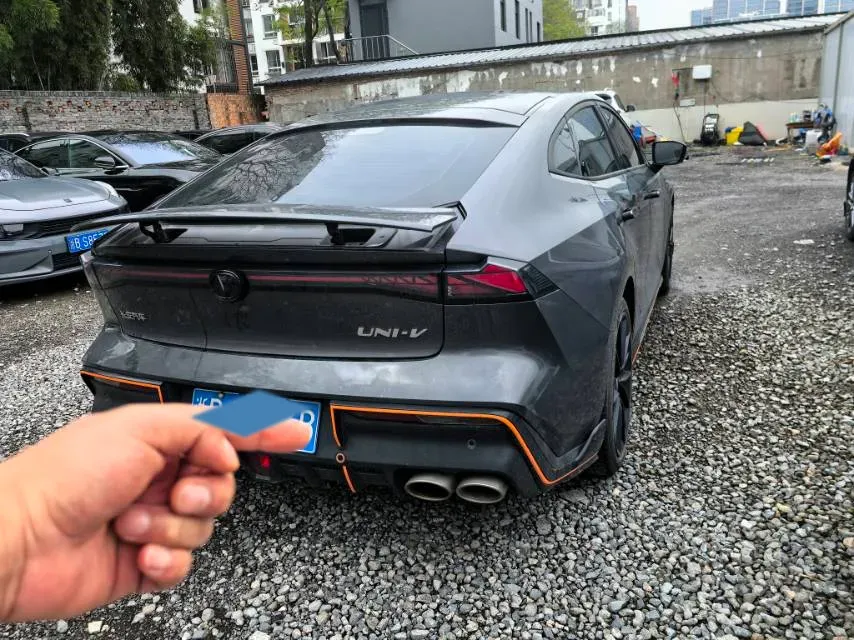 2023 ChangAn UNI-V 1.5T 188HP L4 7DCT,autocango,china used car exporter,china ev exporter,chinese used car exporter,chinese used ev exporter