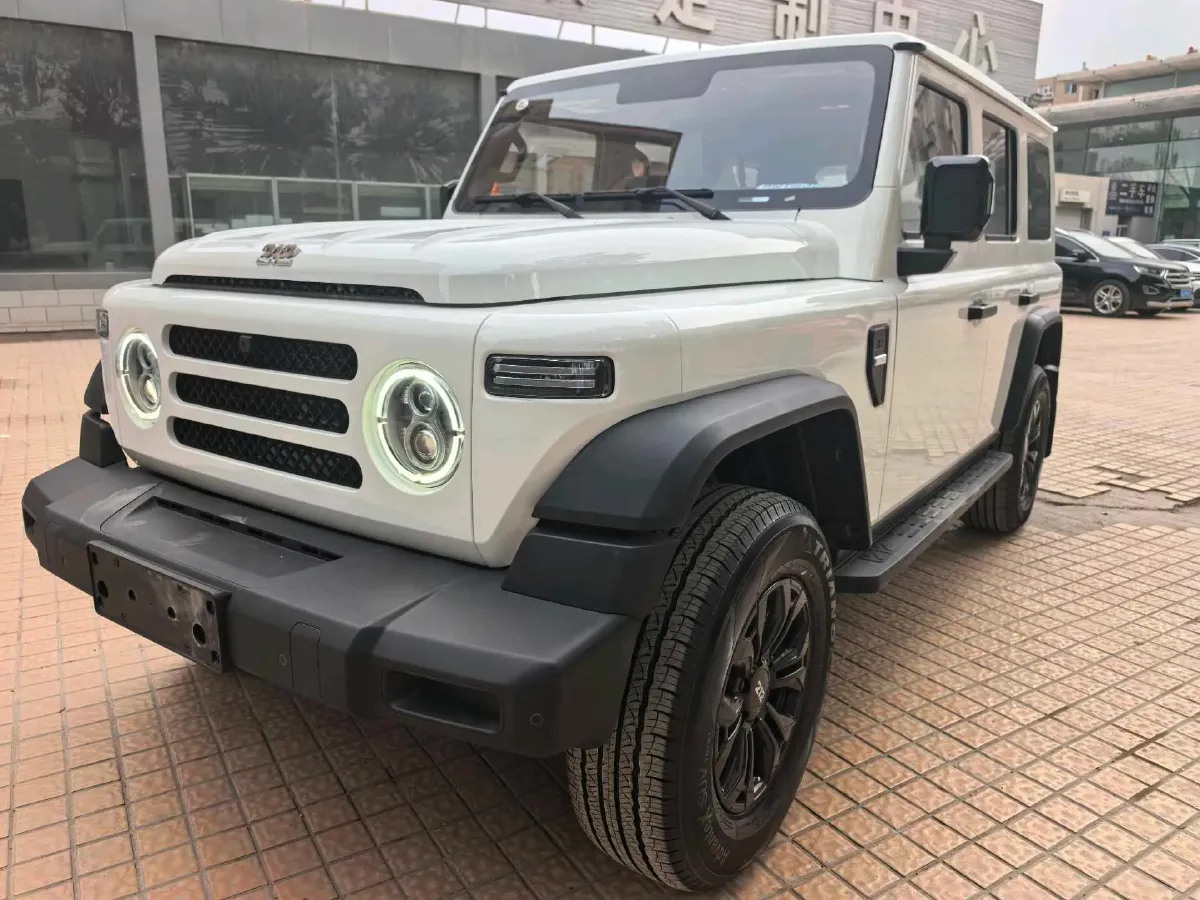 2024 212 212 T01 2.0T 252HP L4 8AT,autocango,china used car exporter,china ev exporter,chinese used car exporter,chinese used ev exporter