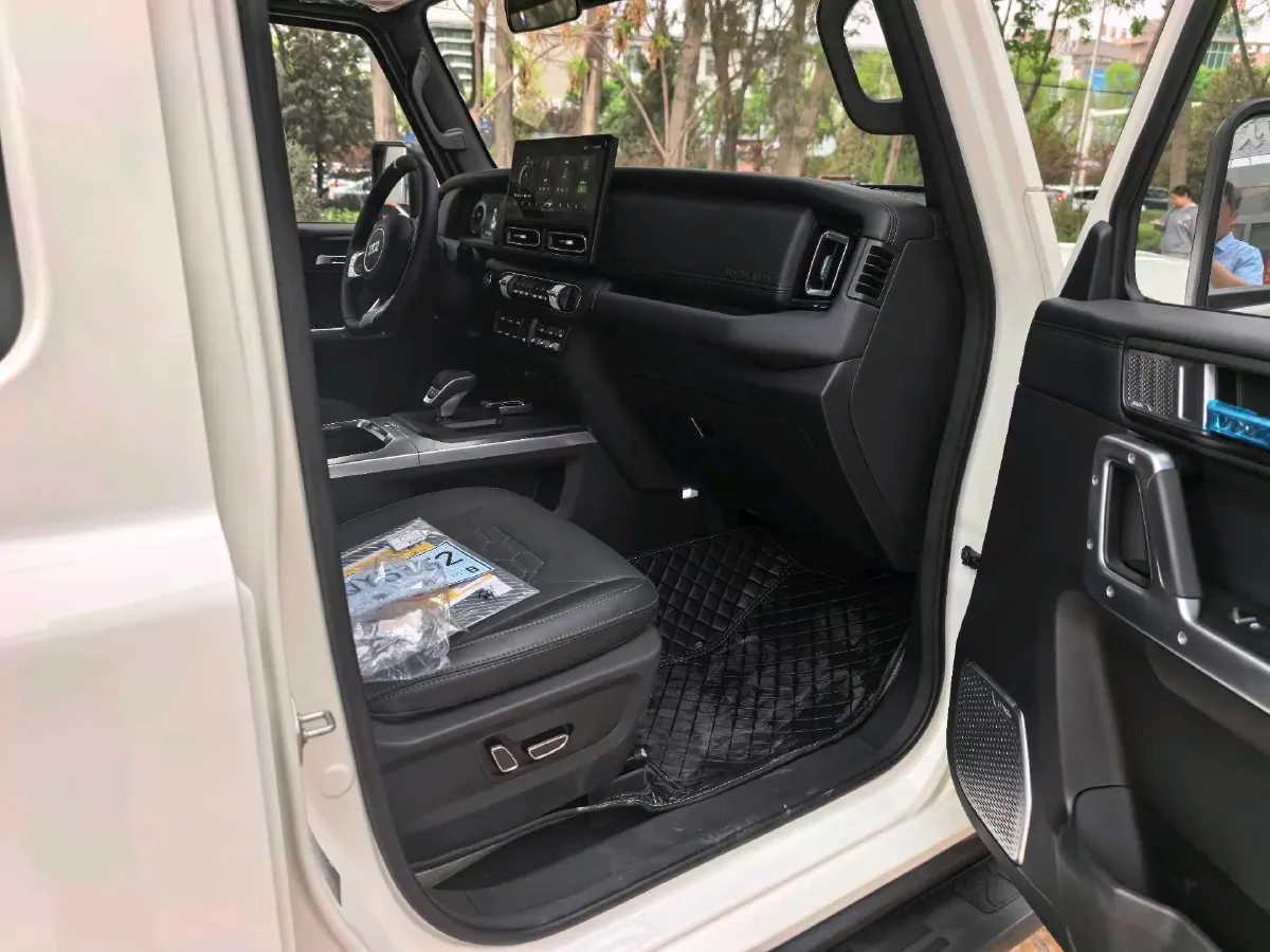 2024 212 212 T01 2.0T 252HP L4 8AT,autocango,china used car exporter,china ev exporter,chinese used car exporter,chinese used ev exporter