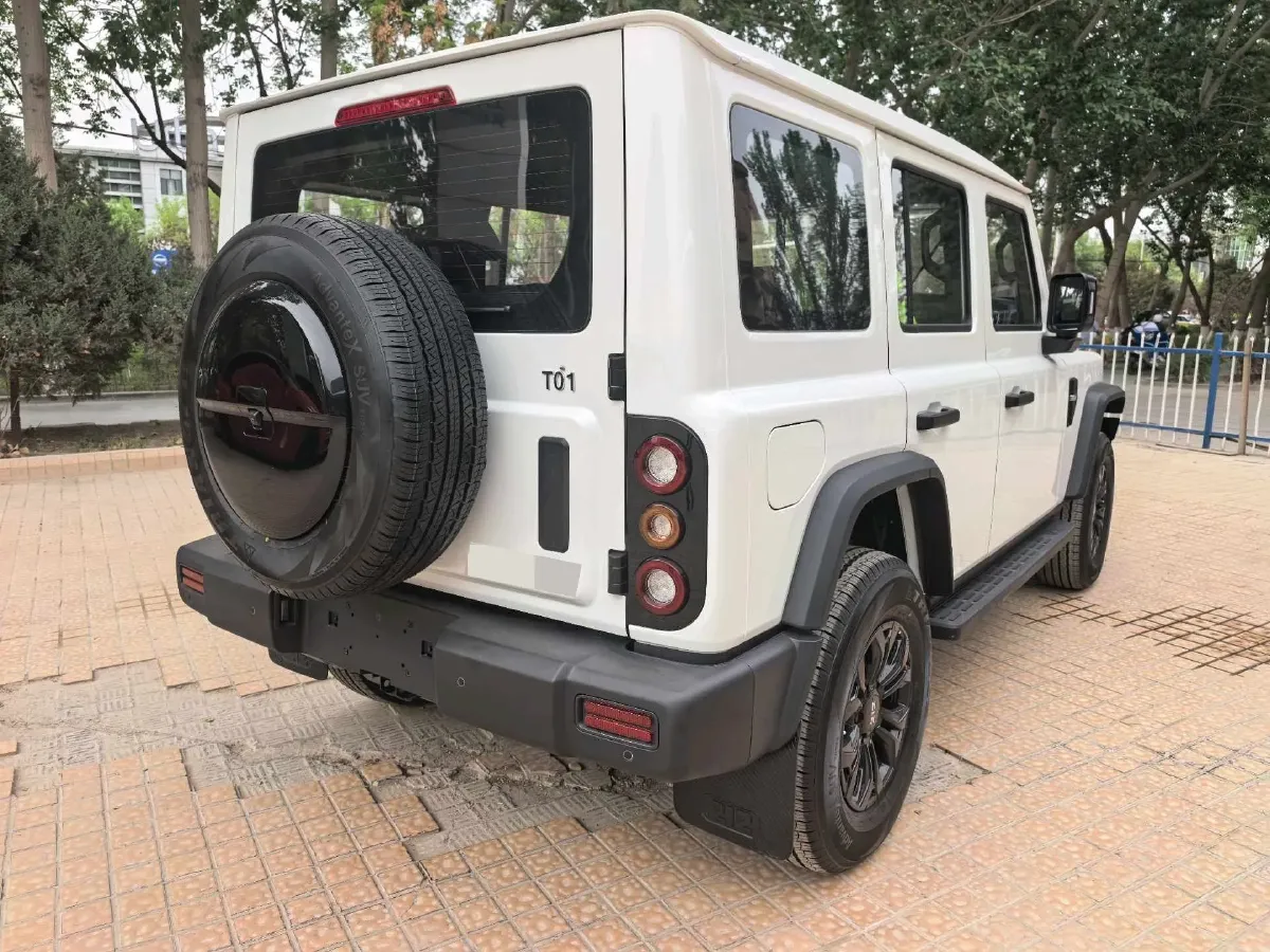 2024 212 212 T01 2.0T 252HP L4 8AT,autocango,china used car exporter,china ev exporter,chinese used car exporter,chinese used ev exporter