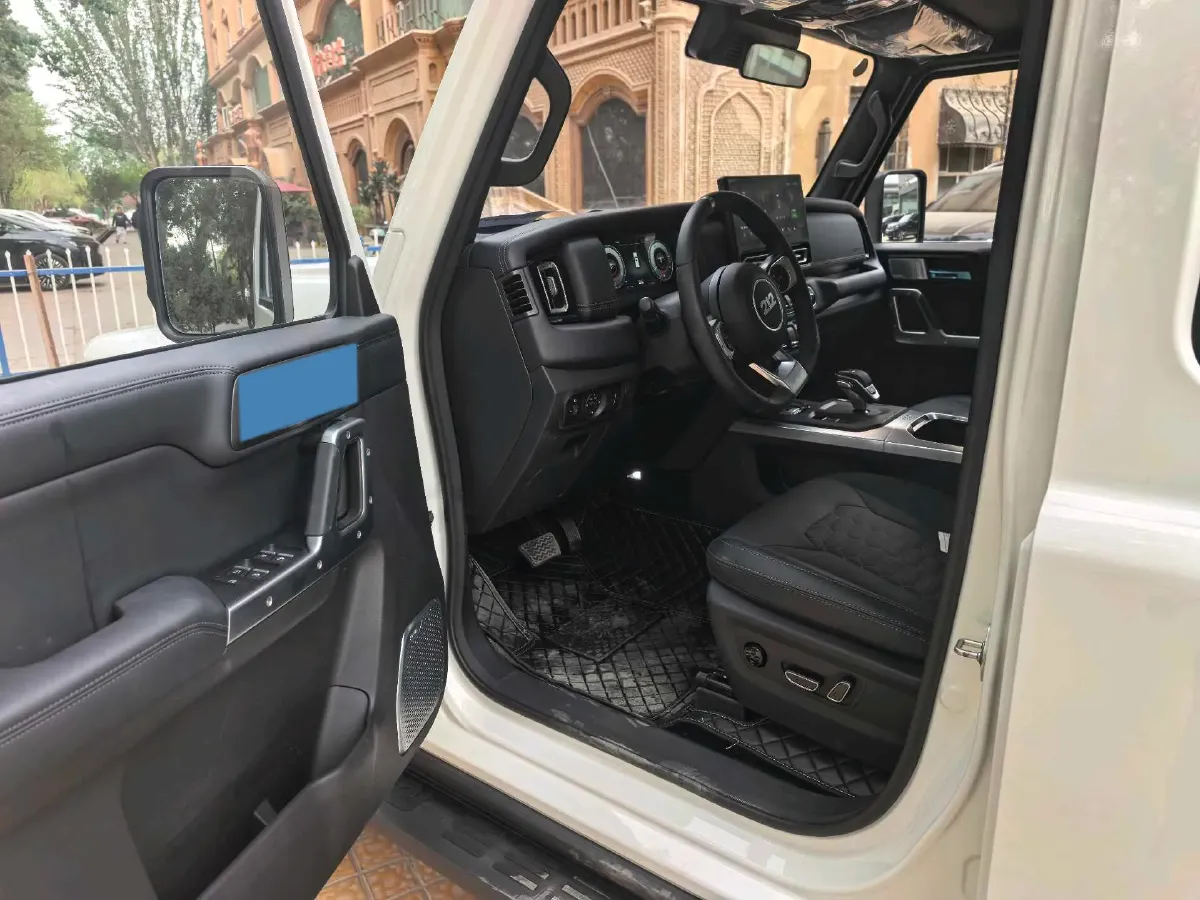 2024 212 212 T01 2.0T 252HP L4 8AT,autocango,china used car exporter,china ev exporter,chinese used car exporter,chinese used ev exporter