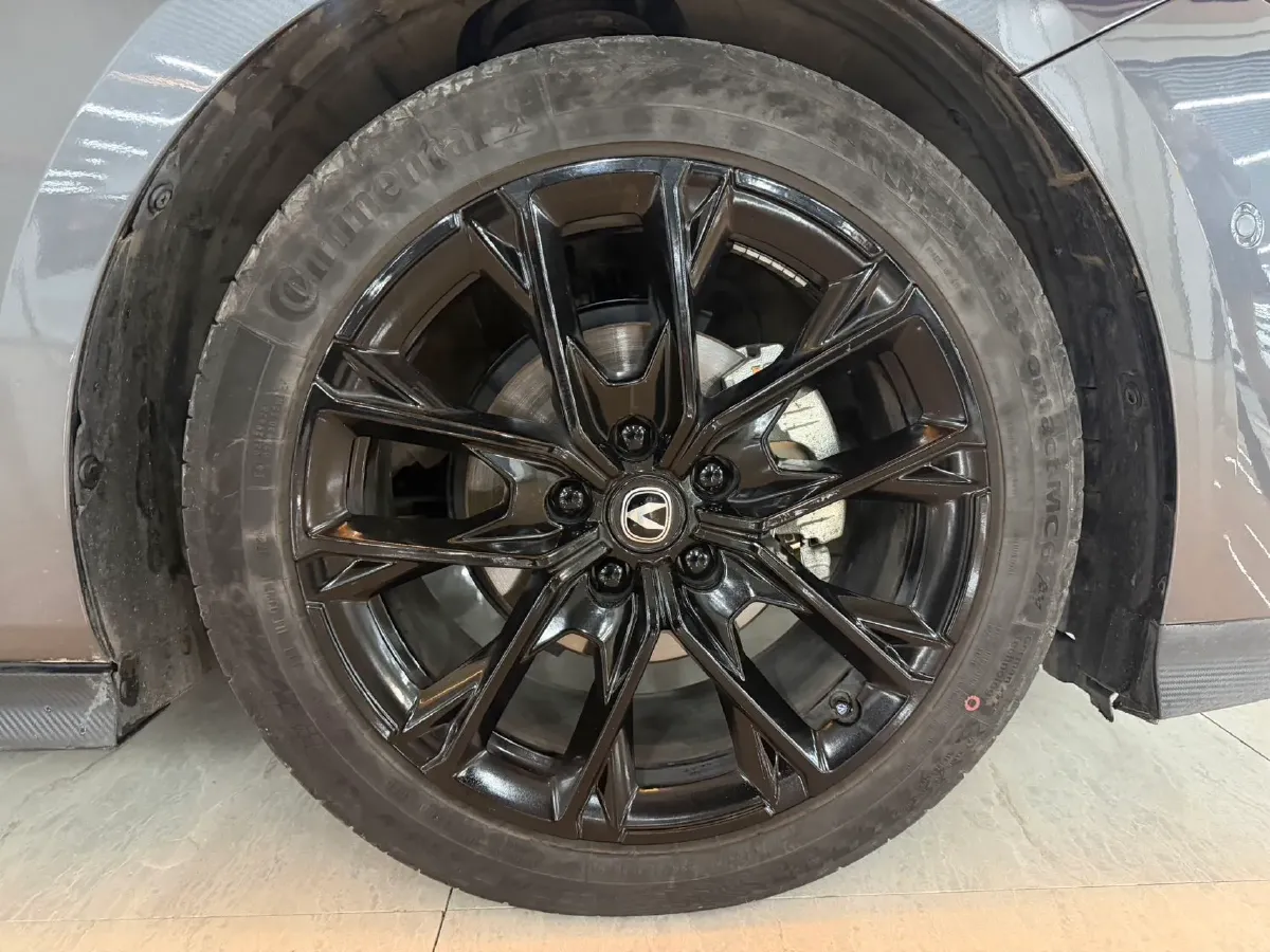 2024 ChangAn UNI-V 1.5T 188HP L4 7DCT,autocango,china used car exporter,china ev exporter,chinese used car exporter,chinese used ev exporter