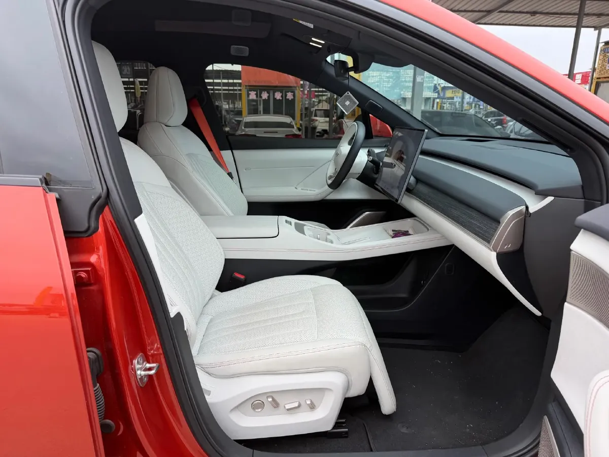 2024 ONVO L60 BEV 60KWH,autocango,china used car exporter,china ev exporter,chinese used car exporter,chinese used ev exporter