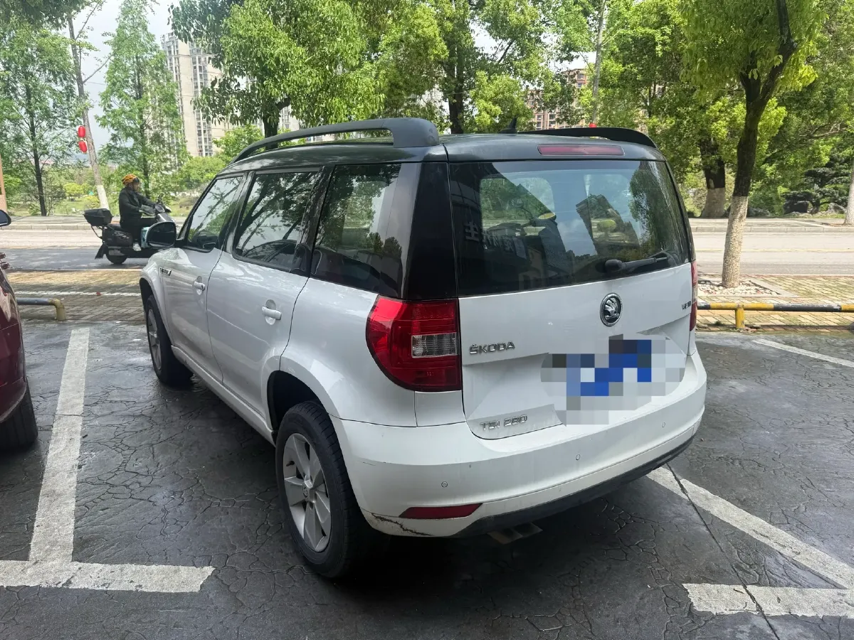 2017 Skoda Yeti 1.4T 150HP L4 7DCT,autocango,china used car exporter,china ev exporter,chinese used car exporter,chinese used ev exporter