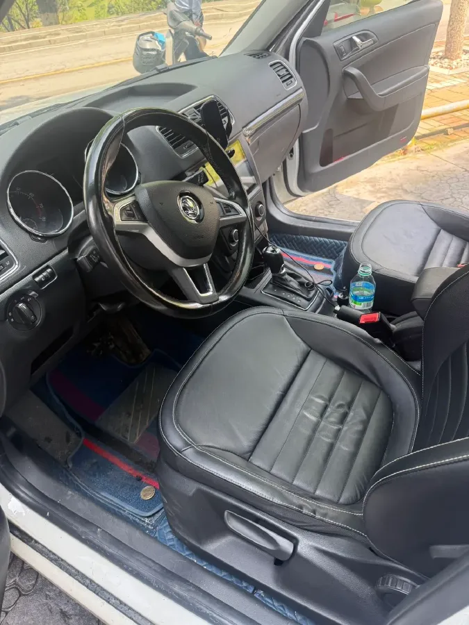 2017 Skoda Yeti 1.4T 150HP L4 7DCT,autocango,china used car exporter,china ev exporter,chinese used car exporter,chinese used ev exporter