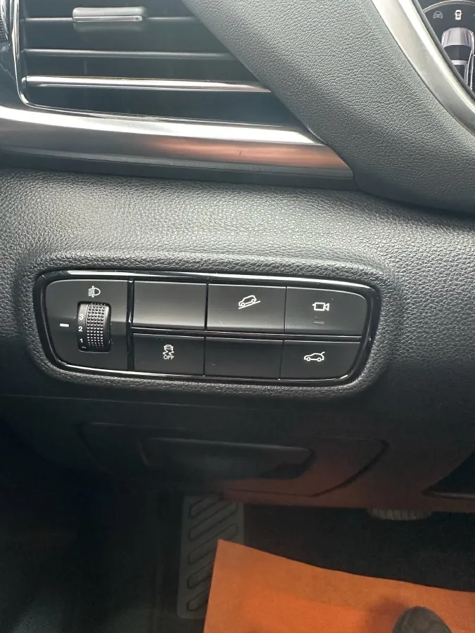 2022 GAC Trumpchi GS4 Plus 1.5T 169HP L4 6AT,autocango,china used car exporter,china ev exporter,chinese used car exporter,chinese used ev exporter