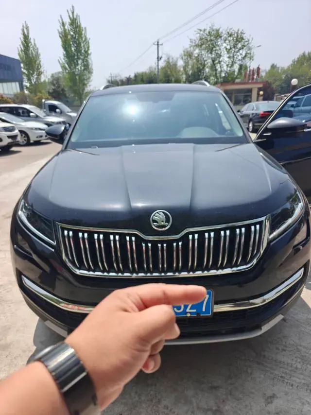 2019 Buick EnvisionPlus 1.5T 169HP L4 7DCT,autocango,china used car exporter,china ev exporter,chinese used car exporter,chinese used ev exporter
