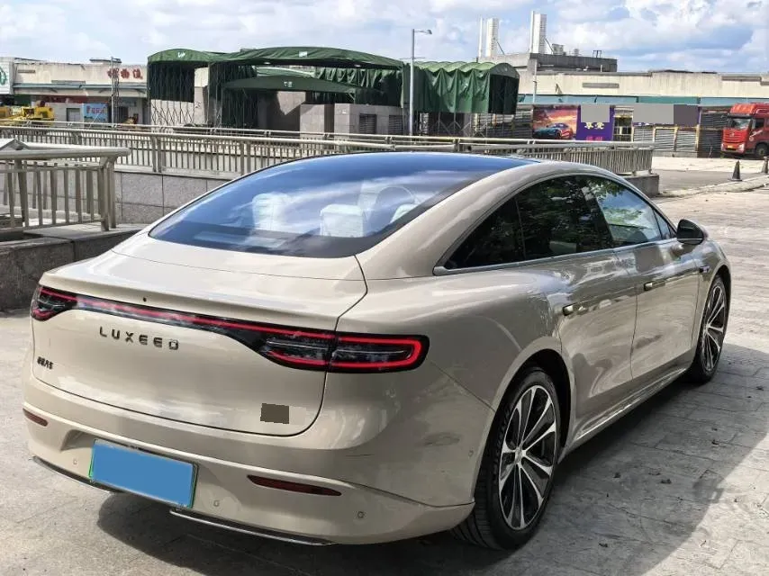 2025 Luxeed S7 BEV 100KWH,autocango,china used car exporter,china ev exporter,chinese used car exporter,chinese used ev exporter